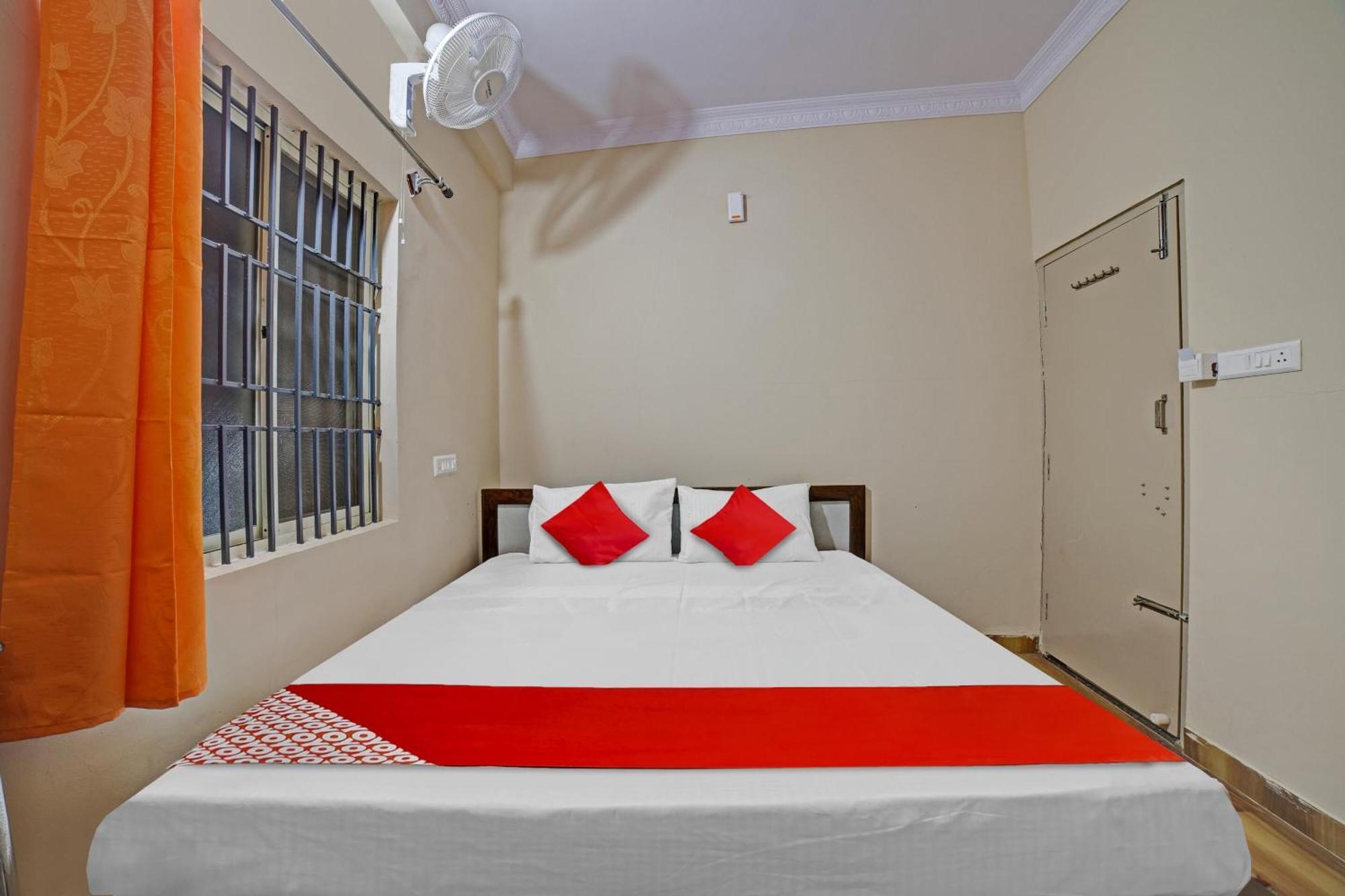 Spot On 81074 Sk Lodge Bangalore Dış mekan fotoğraf