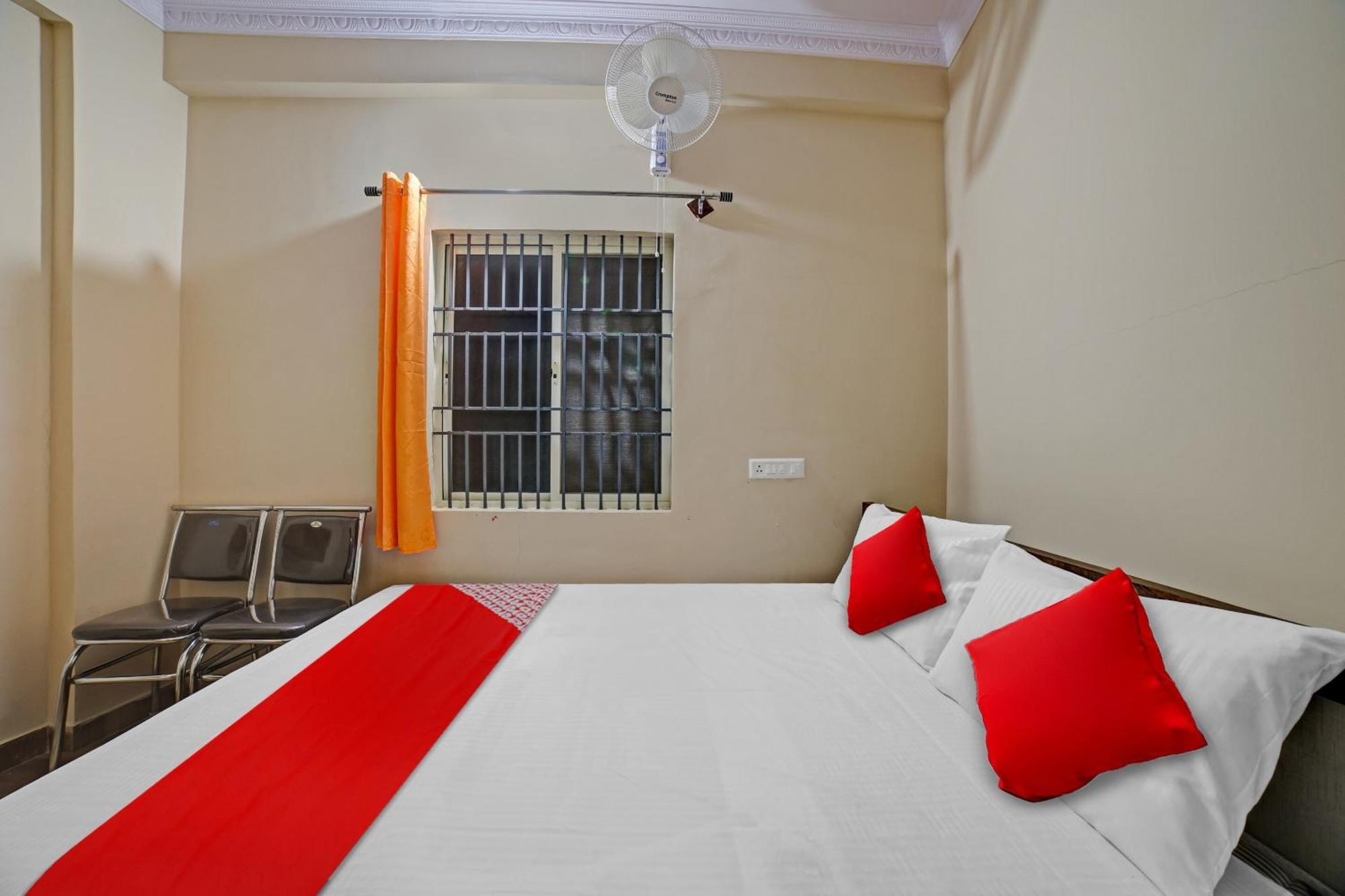 Spot On 81074 Sk Lodge Bangalore Dış mekan fotoğraf
